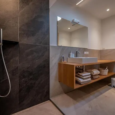 Appartement Im Casa Aldo In Saint-sulpice Saint Sulpice (Vaud)